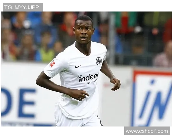 法国年轻黑人足球明星崭露头角引领新时代运动风潮