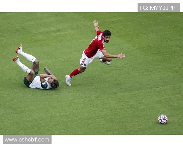 美国足球明星搞笑瞬间大盘点让你捧腹大笑的精彩时刻